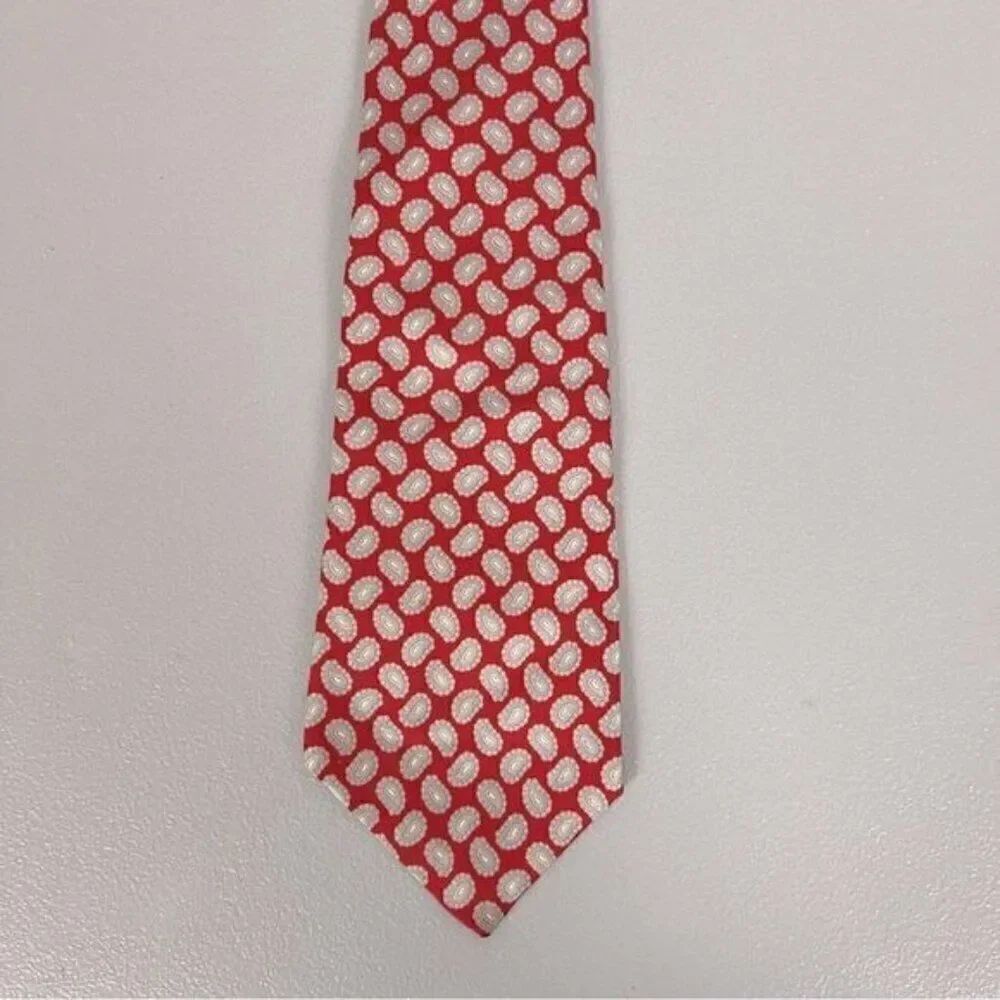 BROOKS BROTHERS MENS SOLK TIE RED WITH DESIGN